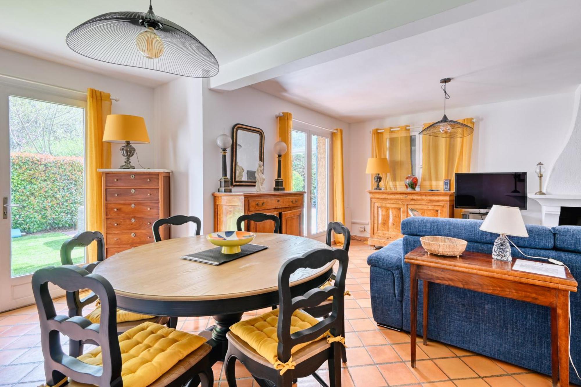 Villa Cabrie In Tholonet Экстерьер фото